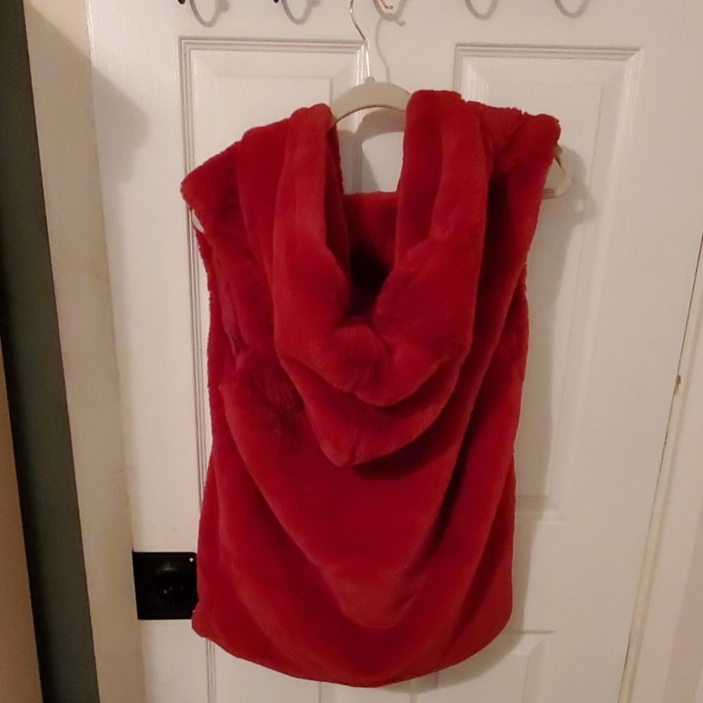 Vest - Picture 2 of 2